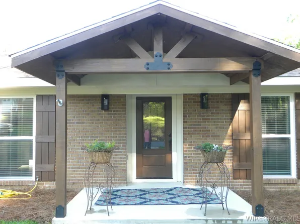599 Parker Hills Dr, Ozark, AL 36360