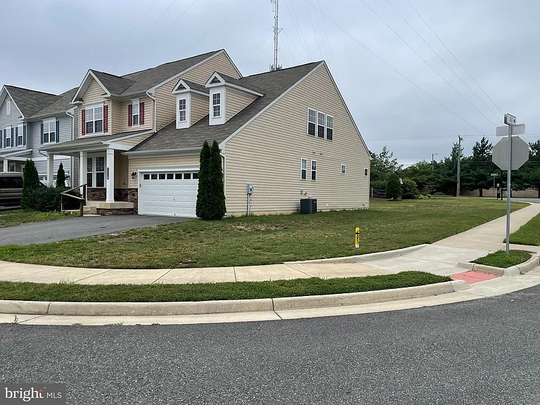1728 Hudgins Farm Cir — Photo 43
