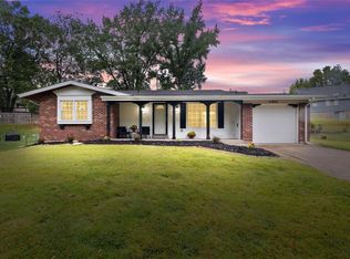 11933 Barden Tower Rd, Florissant, MO 63033