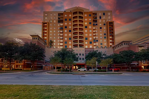 330 Las Colinas Blvd Photo 1
