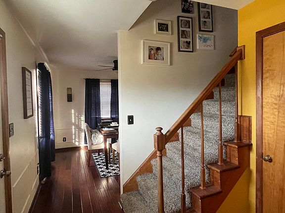 2nd image of 1593 Artman Ave