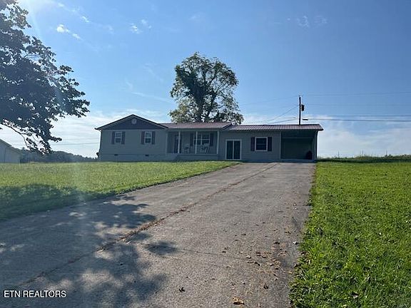 4th image of 311 Sandy Hill Cir