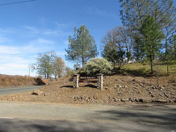 3rd image of 17330 Black Oak Hill Dr