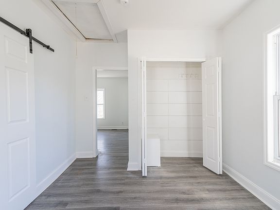 5th image of 2008 Wood St