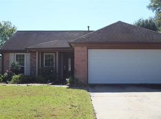 9808 Brookview Dr, La Porte, TX 77571