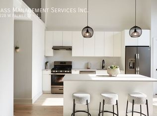 3228 W Palmer St, Chicago, IL 60647