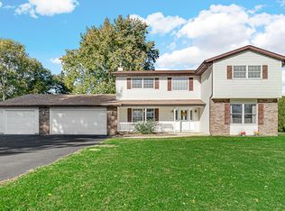 498 E 830 N, Valparaiso, IN 46383