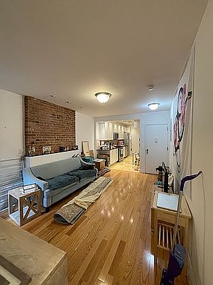 5th image of 458 W 57th St APT 2R