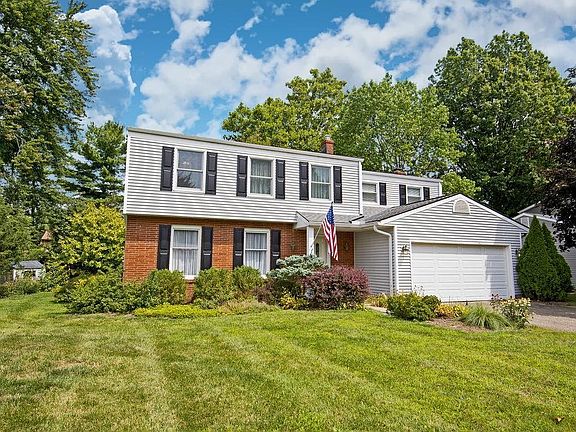 2nd image of 236 Oak Hill Dr