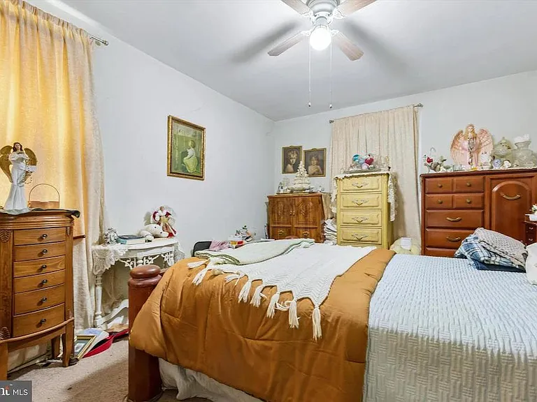 621 Hamilton St — Photo 13
