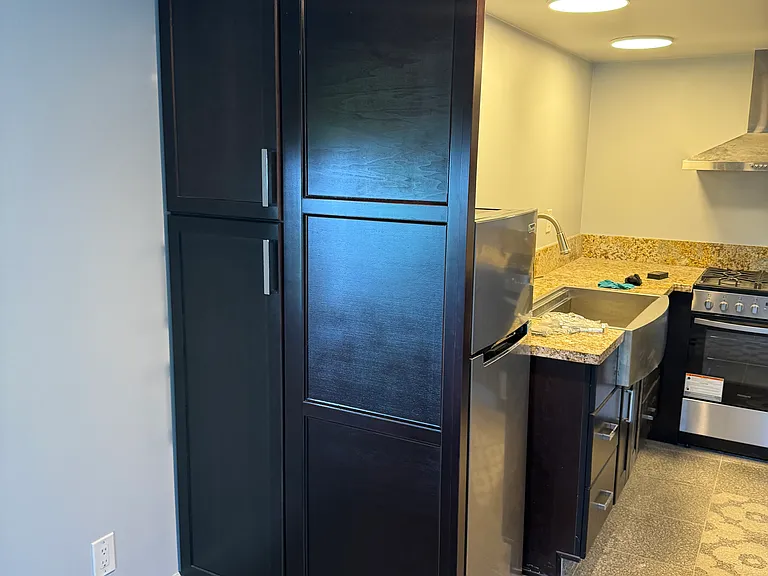Ridgecrest Dr — Photo 14