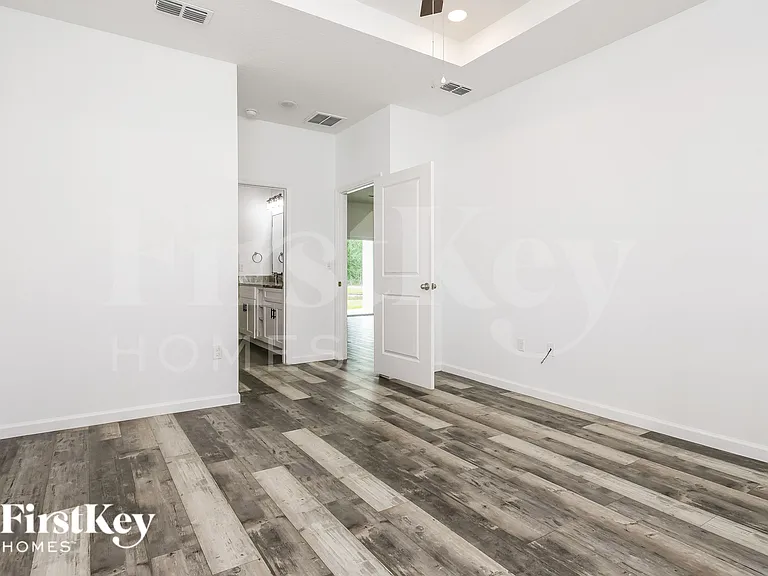 925 Albertville Ct — Photo 9