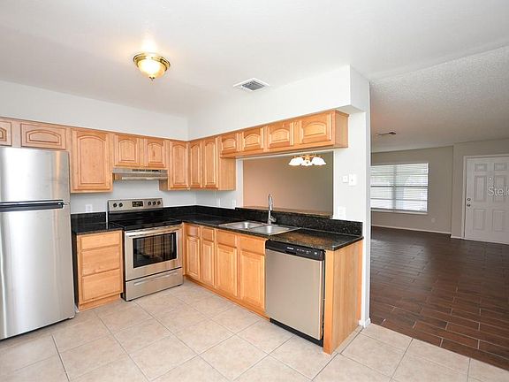 4th image of 1205 Rich Moor Cir