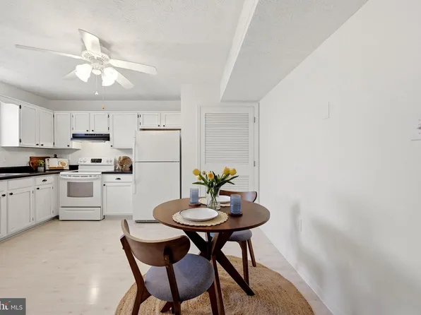 207 Banbury Ter, Winchester, VA 22601