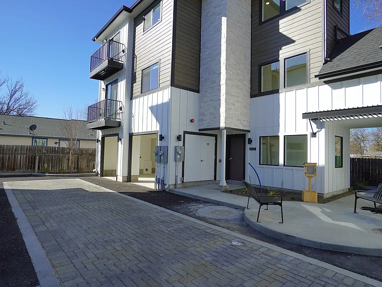 4633 N Iota Ln #201 — Photo 22