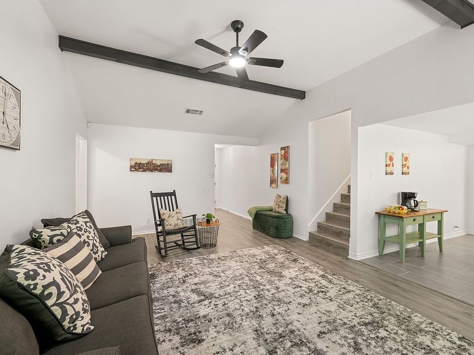 1st image of 1233 Nicole Way