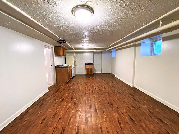 2nd image of 5506 Stanton Ave APT 6