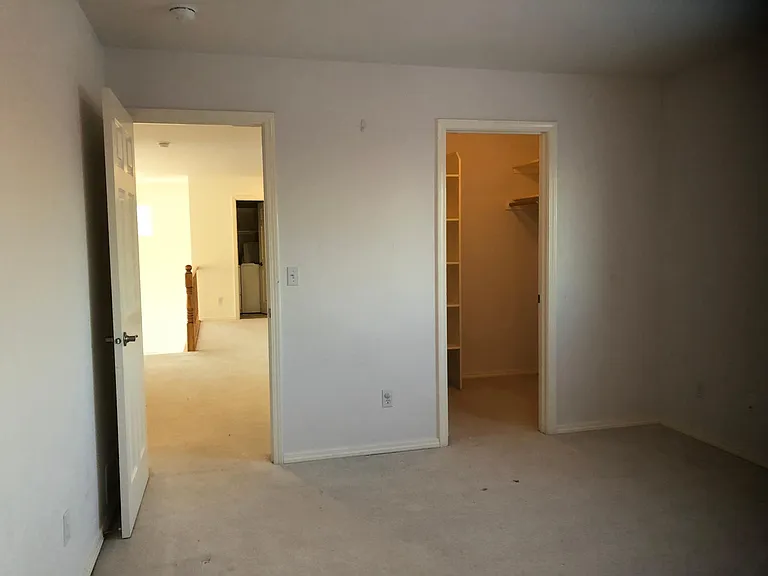 8525 Cormorant Cove Cir — Photo 31