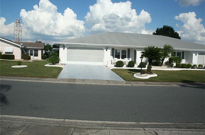 1st image of 905 Bluewater Dr
