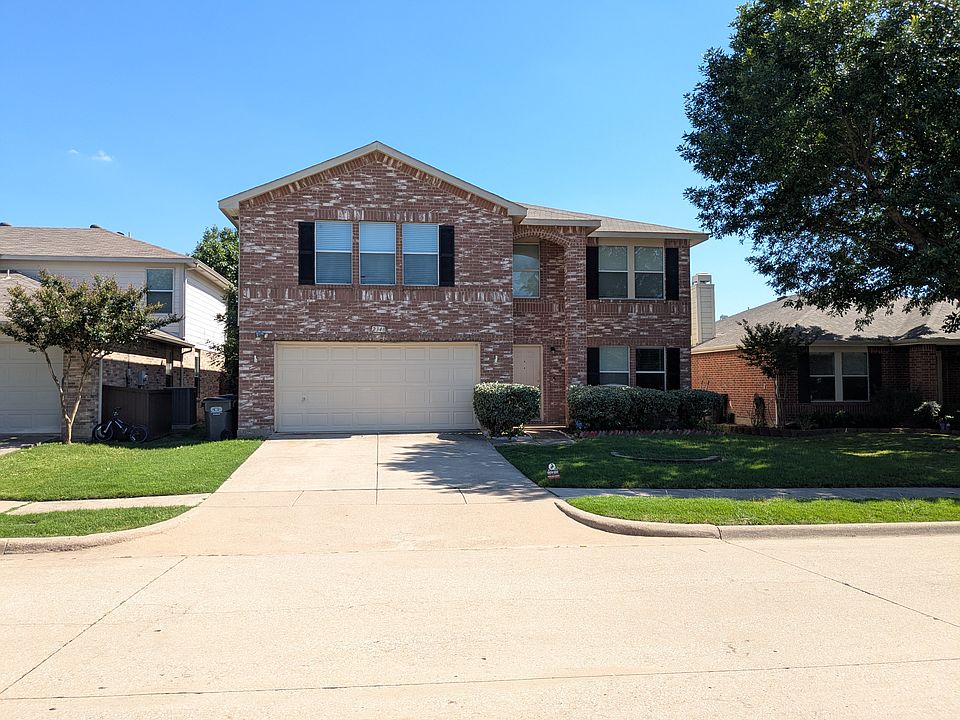 1st image of 2348 White Oak Dr