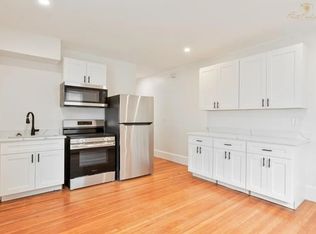 124 Elmgrove Ave #2R, Providence, RI 02906