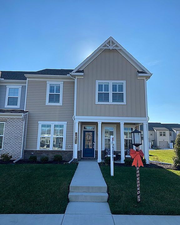 1st image of 10811 Porter Park Ln