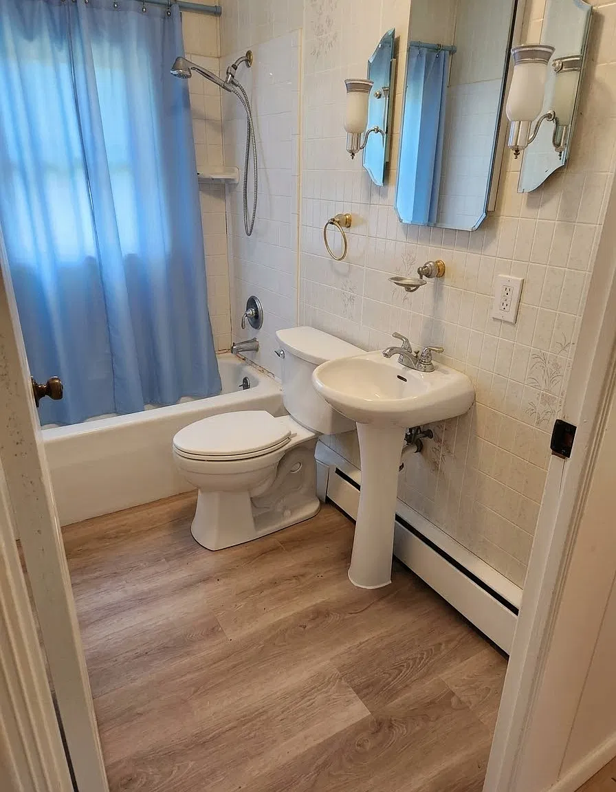 3 bed, 864 sqft, $2,150 — Photo 3