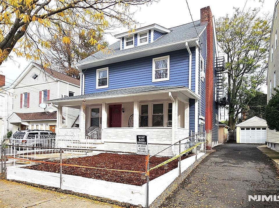 1st image of 647-649 28th Street