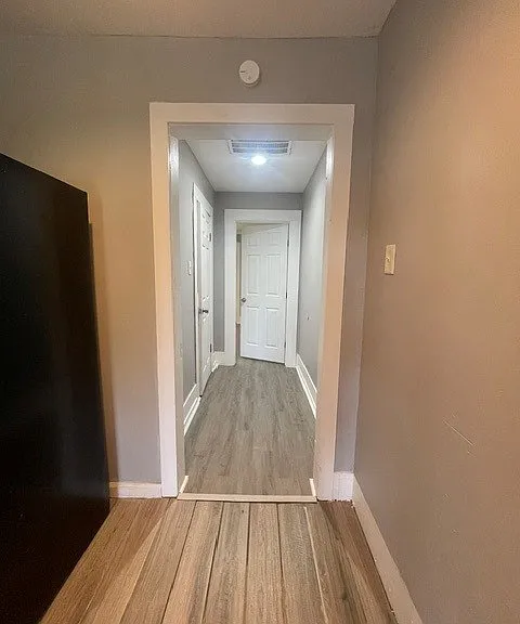 402 Graham Ave #402 — Photo 11