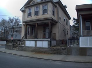 431 Orms St, Providence, RI 02908