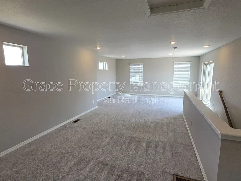 10243 Yampa Ct — Photo 23