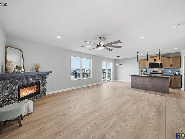 8911 Peregrine Rd — Photo 6