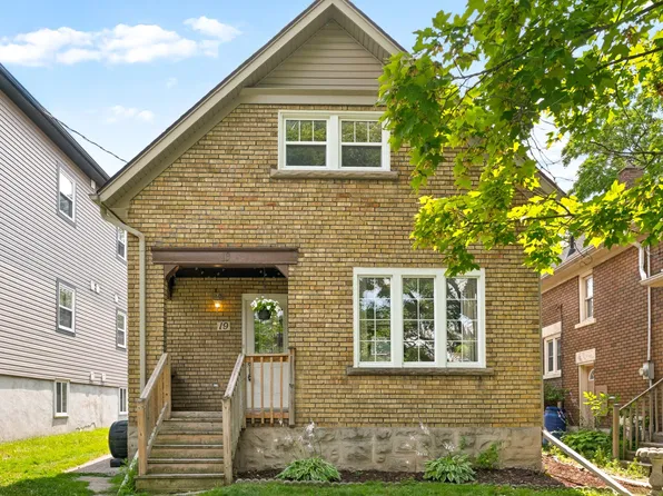 19 Mary St, Kitchener, ON N2H 3P9