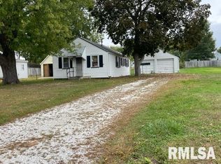 224 4th St, Colona, IL 61241