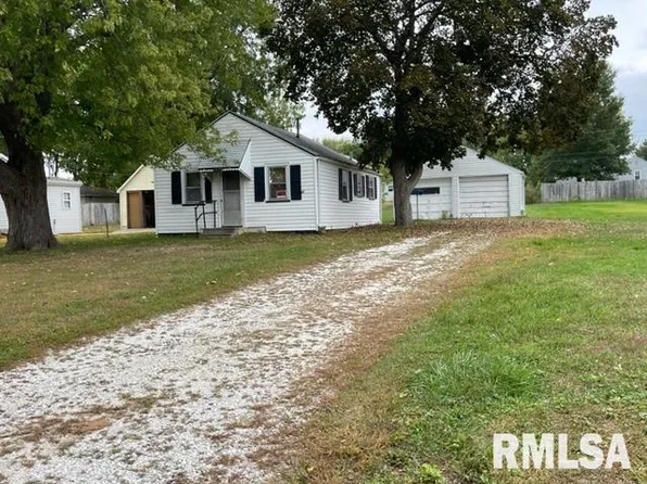 224 4th St, Colona, IL 61241