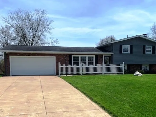 5464 High Cir NW, Canal Fulton, OH 44614