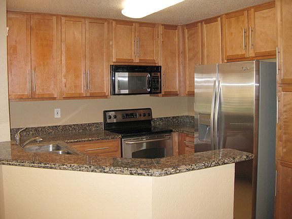 3rd image of 78650 Avenue 42 APT 2203