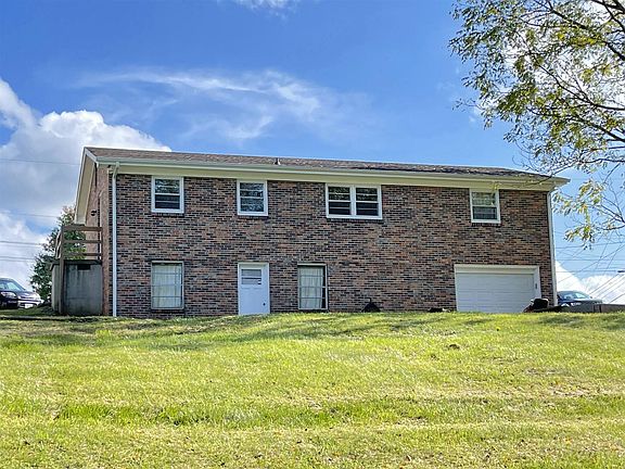 3rd image of 21148 Battle Hill Dr