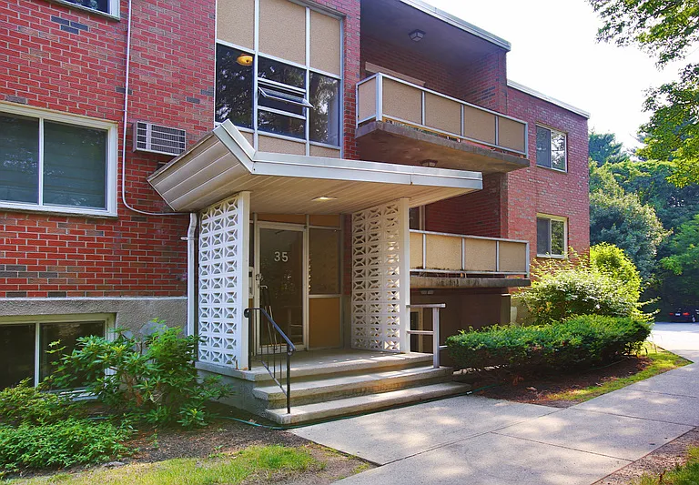 35 Jacqueline Rd #B — Photo 8