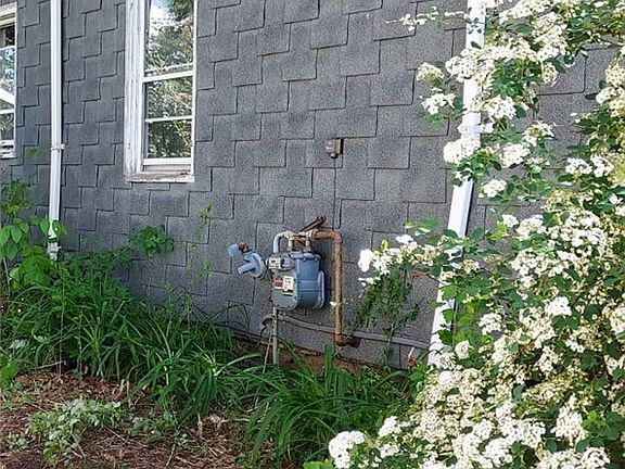 4th image of 76 North St