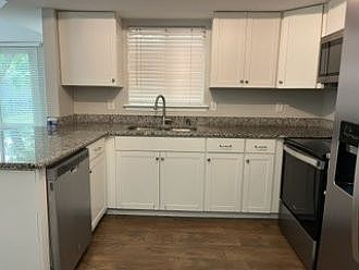 5th image of 1438 S Farmview Dr