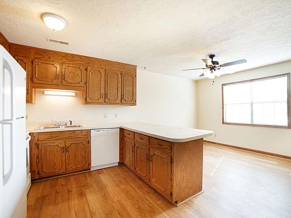 4th image of 1168 Homestead Garden Ct APT 5