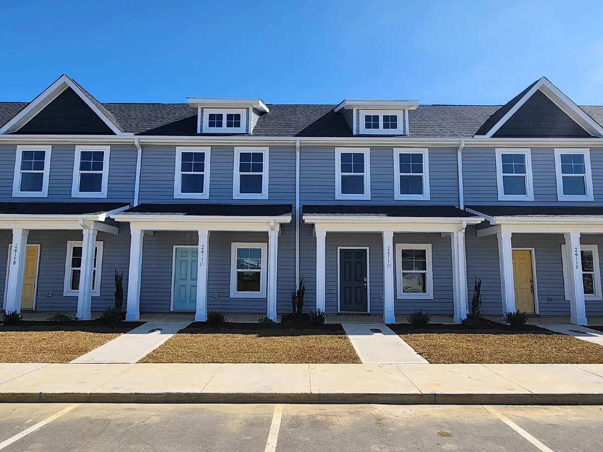 2621-B Virginia Mae Lane in Winterville, NC 28590 — Photo 2