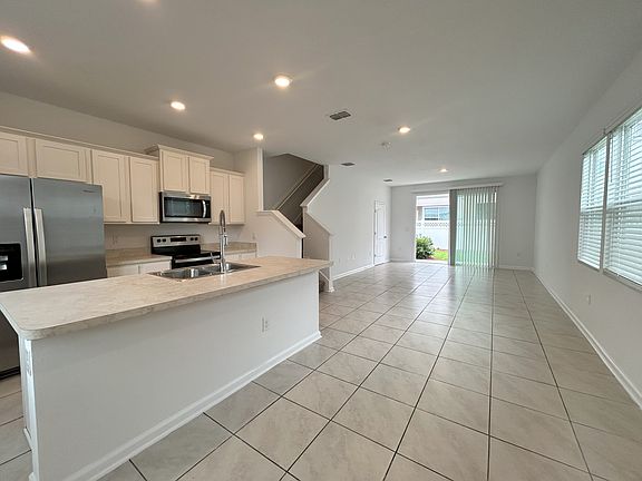 2nd image of 480 Running Woods St