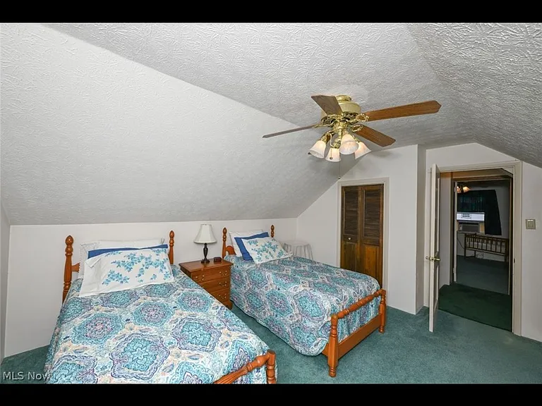 2839 Elmwood St — Photo 23
