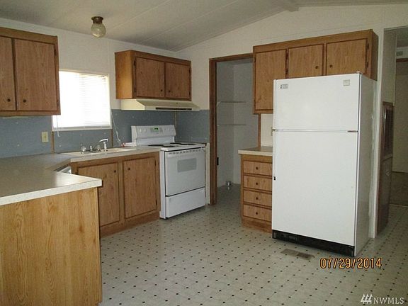 2nd image of 101 E Olde Lyme Rd