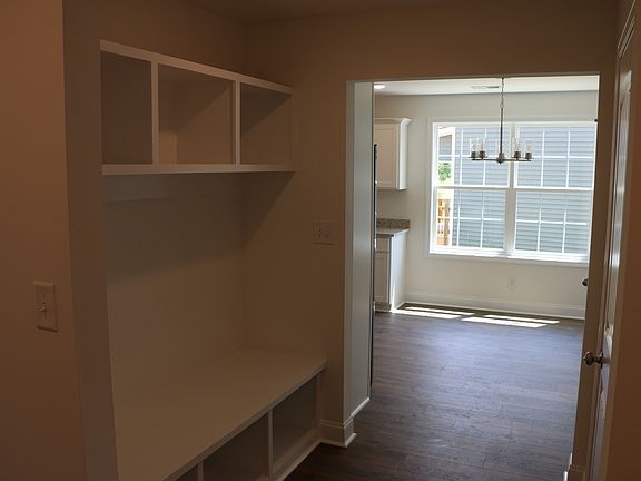 5th image of 212 Ringgold Lot 212