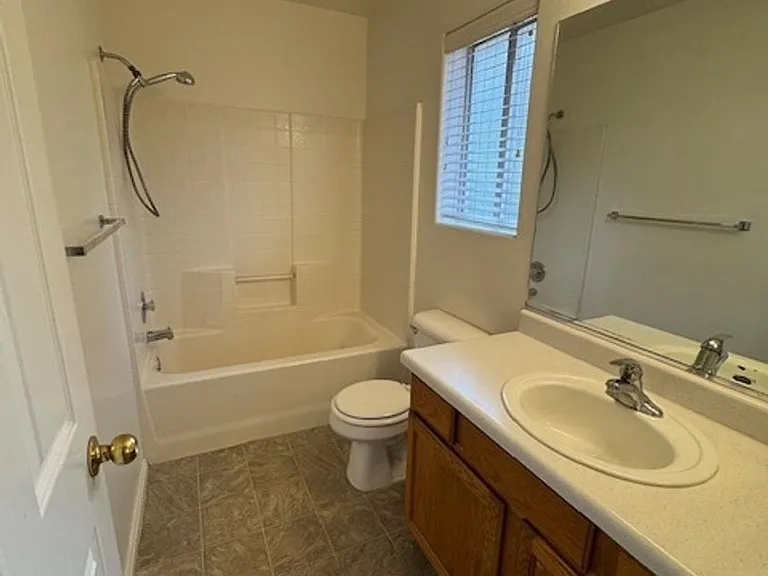 628 W Evans Ridge Cir #3 — Photo 8