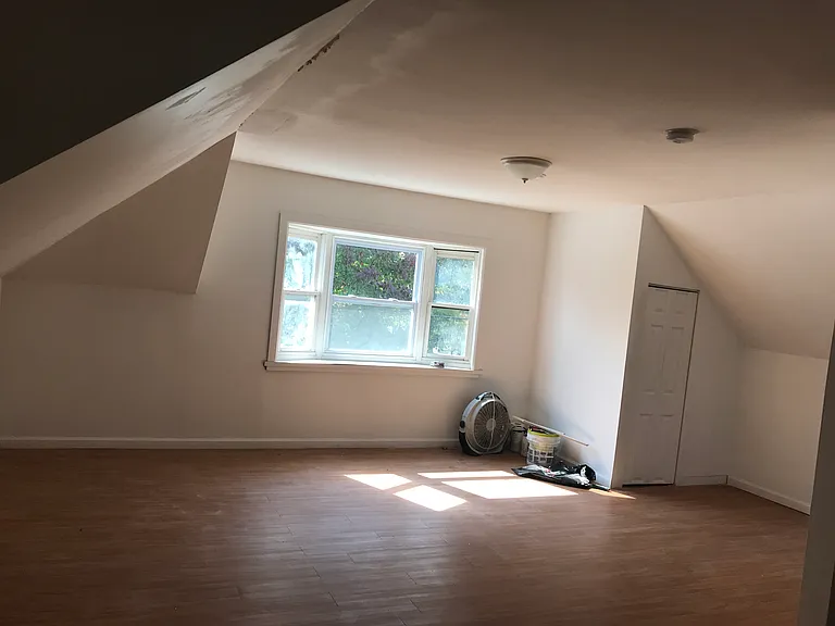 328 Reiman St #2 — Photo 8