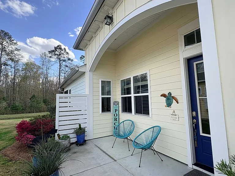 1481 Beachcomber Blvd — Photo 2